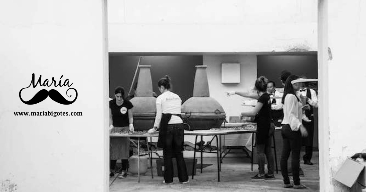 MARÍA BIGOTES -PIZZAS A LA LEÑA